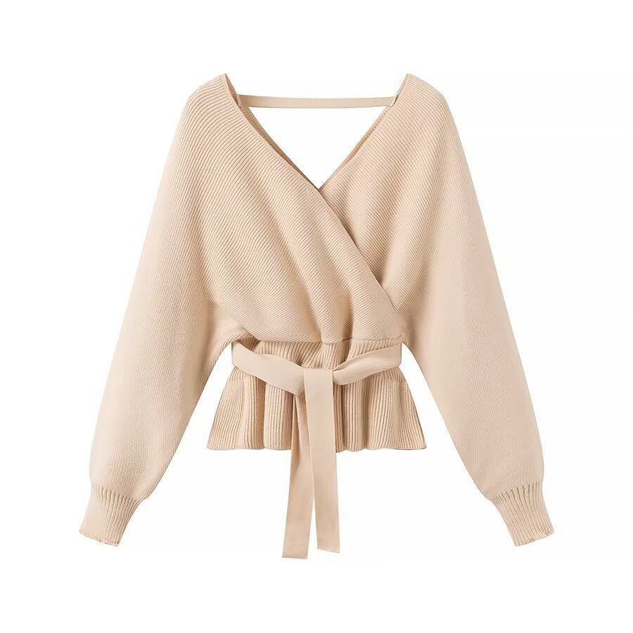 Elegantes Wickeloberteil für Damen mit Schleife von MODEGEIST