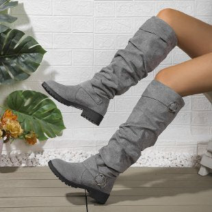 Damen Overknee-Stiefel aus weichem Wildleder mit dekorativem Schnallen-Detail ModeGeist
