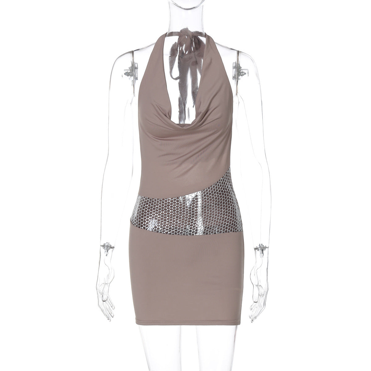 Festliches Damenkleid mit glänzendem Taillenband und Halterneck von MODEGEIST