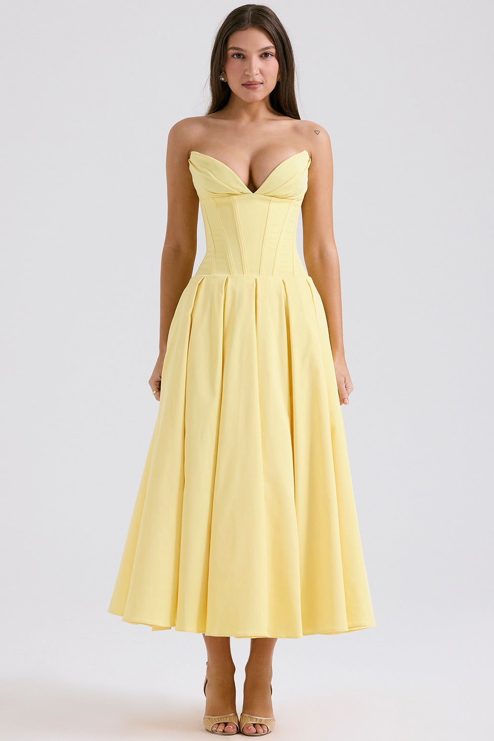 Damen Abendkleid mit taillierter Silhouette und A-linien Schnitt ModeGeist