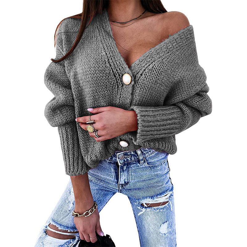 Damen Strickjacke mit lässigem V-Ausschnitt und feinen Knopfdetails ModeGeist