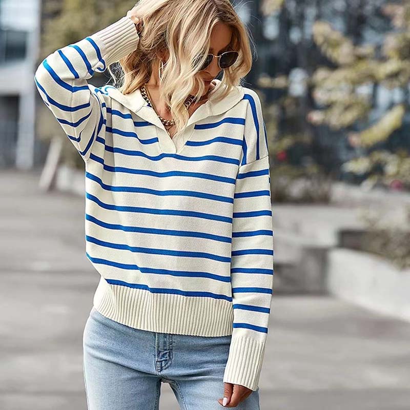 ModeGeist | Gestreifter Strickpullover aus Feinem Material