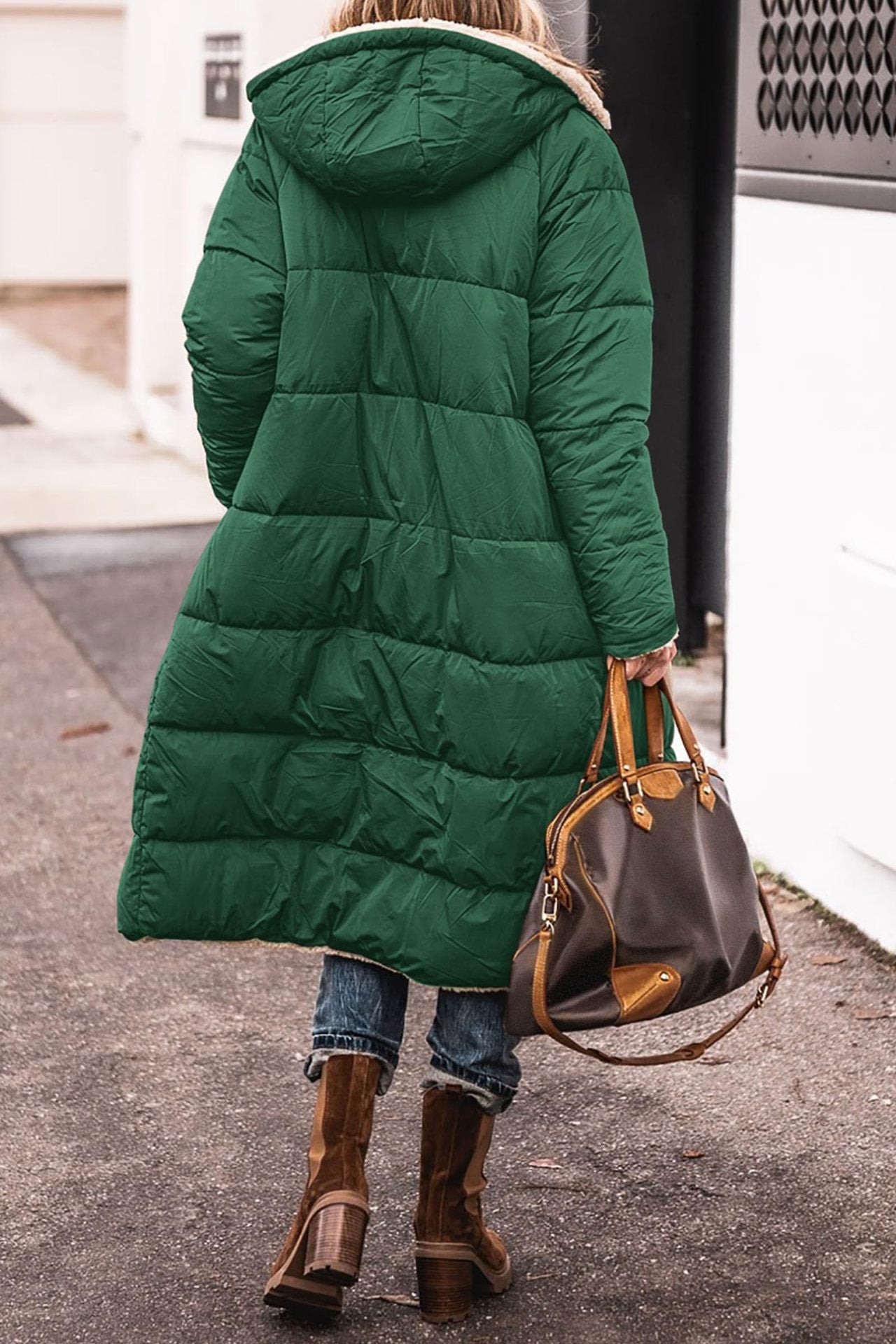 Damen gepolsterte Winterjacke mit Kapuze und kuscheligem Innenfutter ModeGeist