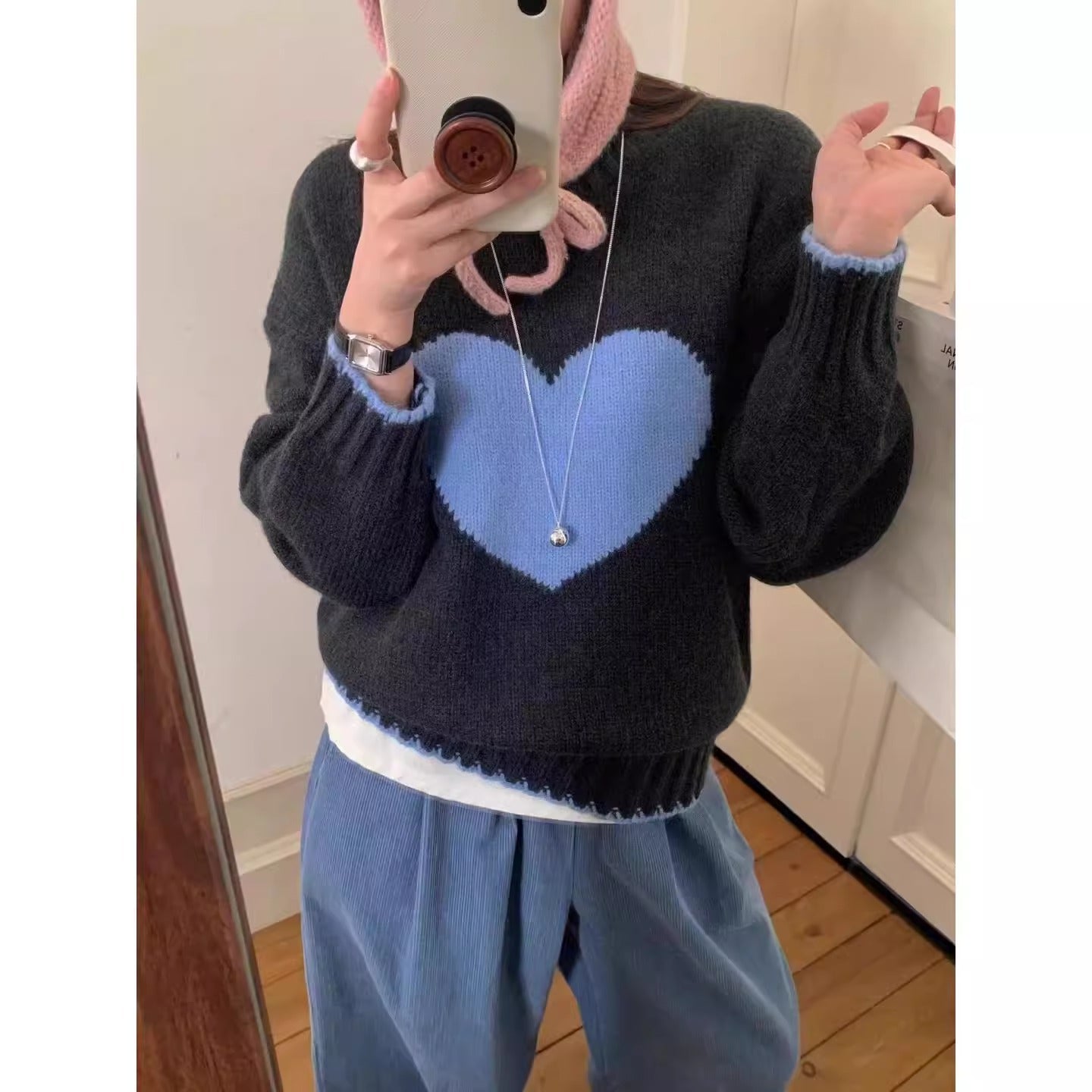 Damen angesagter Pullover mit Herzmotiv und lässigem Schnitt ModeGeist
