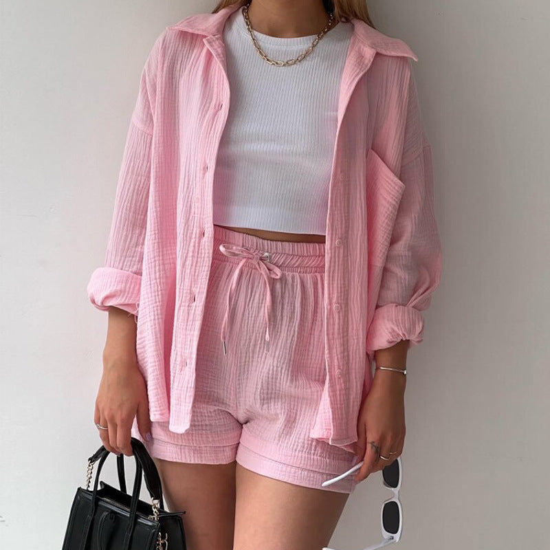 Modebewusstes Damen Freizeit Set: Hemdjacke mit kurzen Ärmeln und Shorts