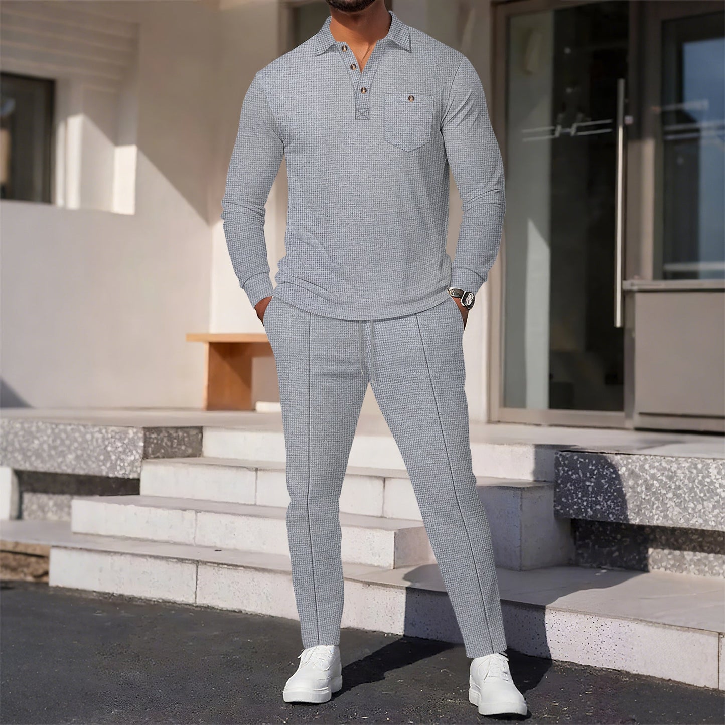 Herren eleganter Freizeitanzug mit strukturiertem Oberteil und bequemen Hosen ModeGeist