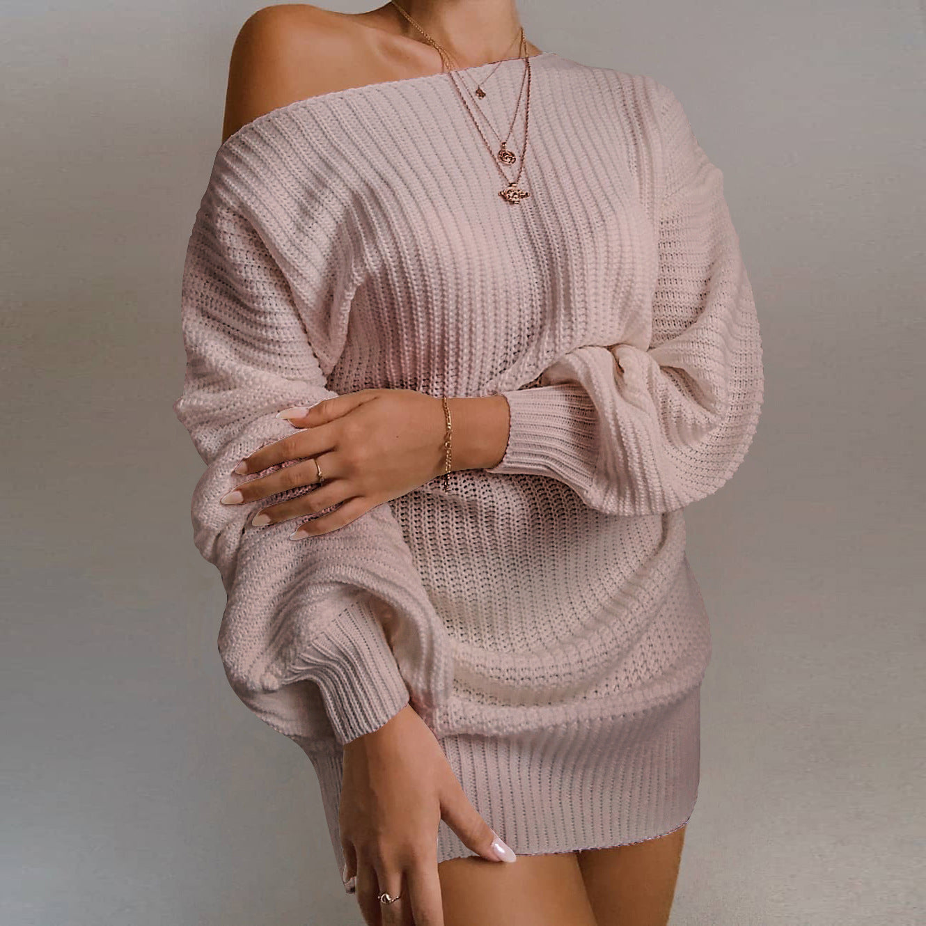 Damen Oversized Strickkleid mit offener Schulter und lässigem Schnitt ModeGeist