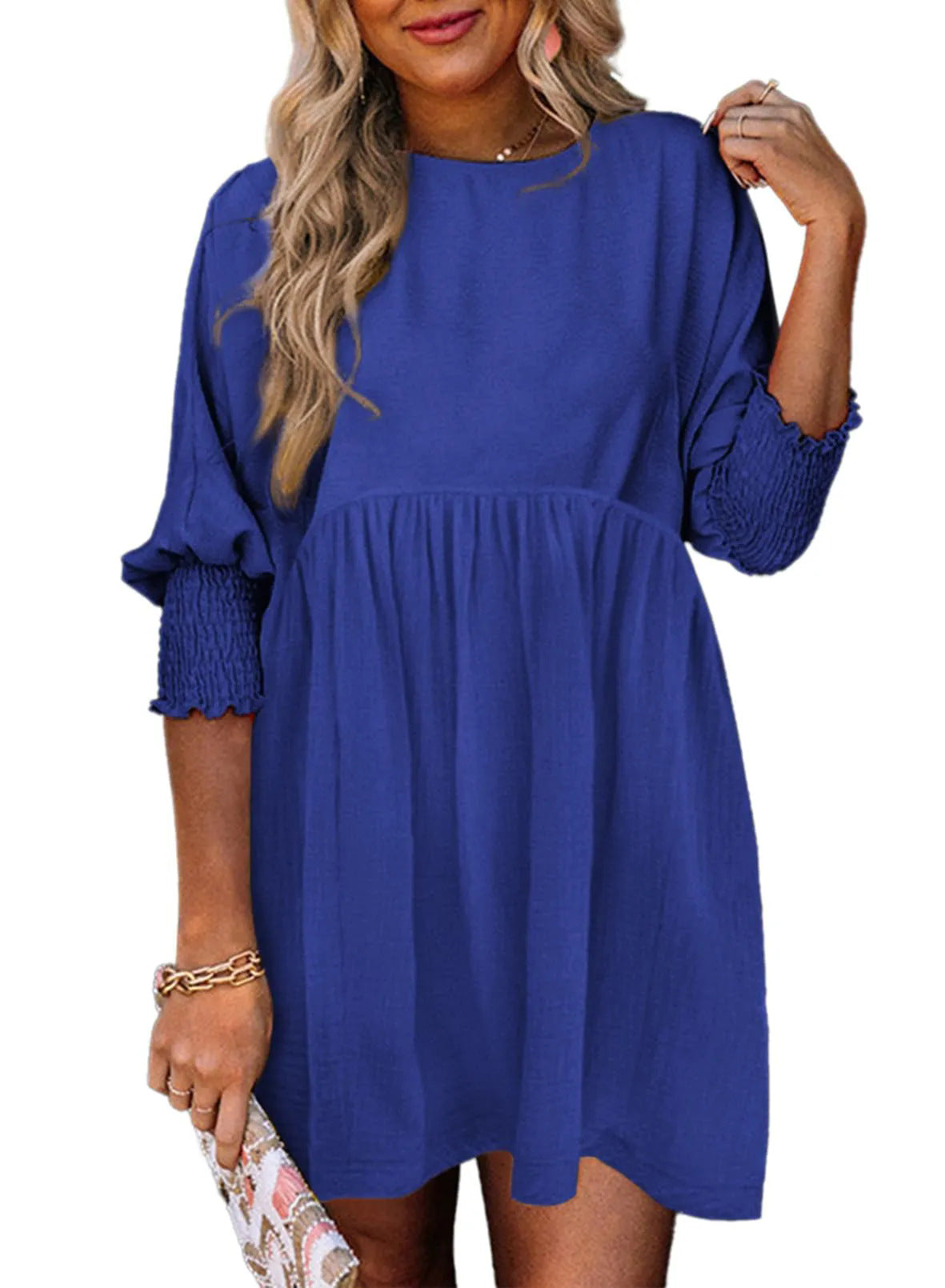 Elegantes, lässiges Damen-Minikleid mit Rüschen und lockerer Passform von MODEGEIST
