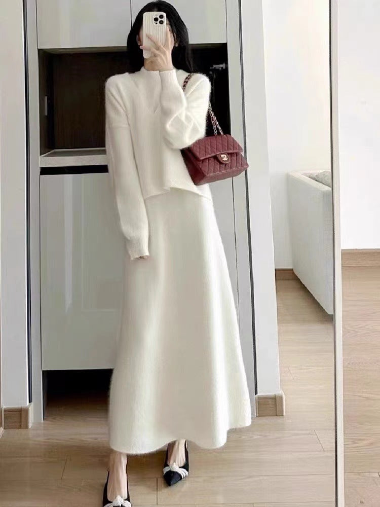 Damen Strickkleid mit lässigem Oversized-Oberteil und elegantem Rock ModeGeist