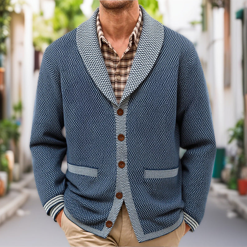 Herren Strickjacke mit eleganten Knopfdetails und breitem Schalkragen ModeGeist
