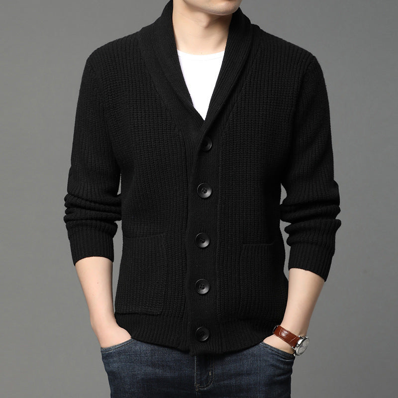 Herren Strickjacke mit Schalkragen und praktischen Taschen ModeGeist