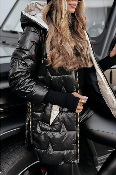 Damen Längere Steppjacke mit hoher Kapuze und seitlichen Reißverschlüssen ModeGeist