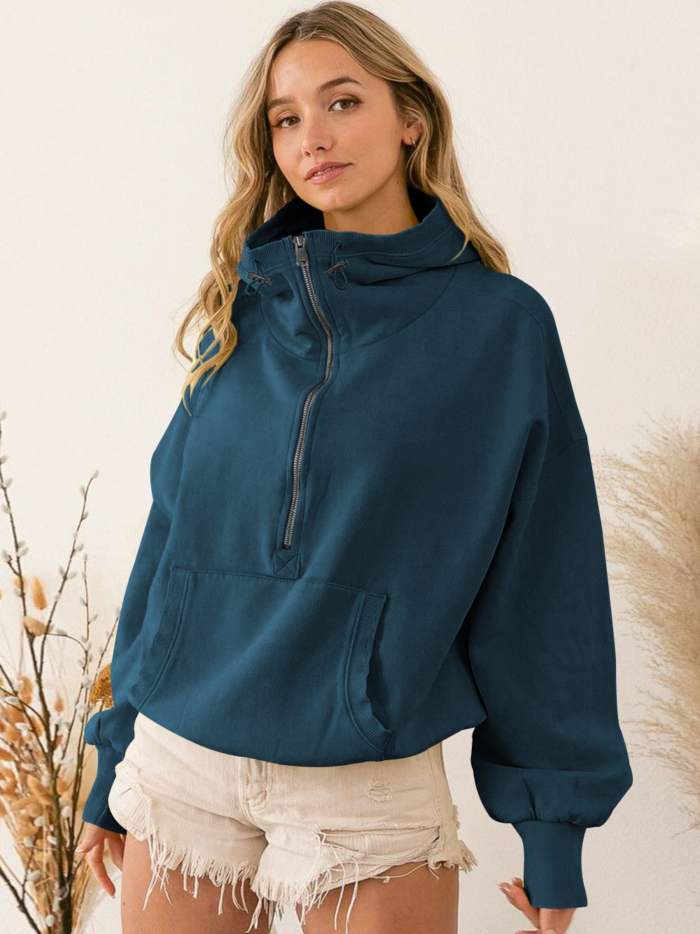 Damen lässiger Kapuzensweater mit halbem Reißverschluss ModeGeist