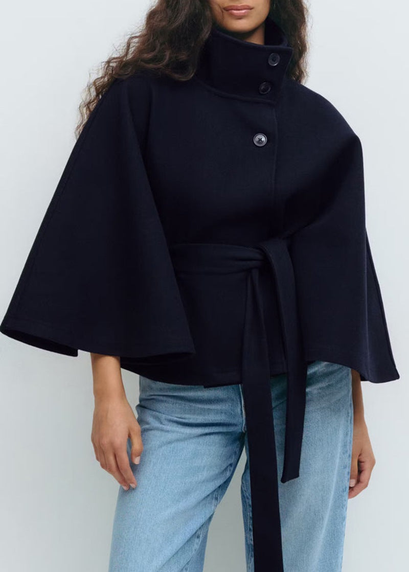ModeGeist | Stehkragen Knopf Gürtel Cape Trenchcoat