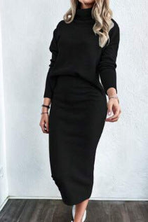 Damen Strickkleid mit lockerem Schnitt und hohem Kragen ModeGeist