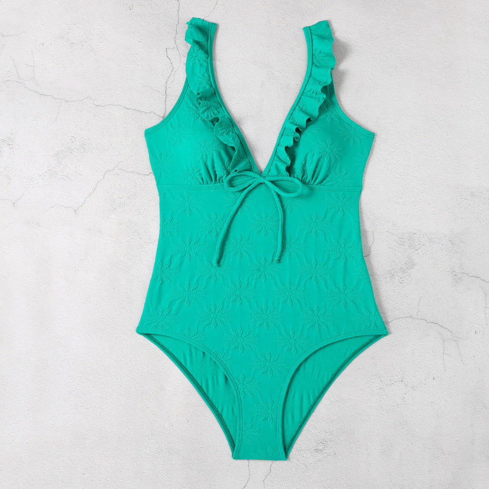 Eleganter Damen-Badeanzug mit Rüschen und Schnürung von MODEGEIST