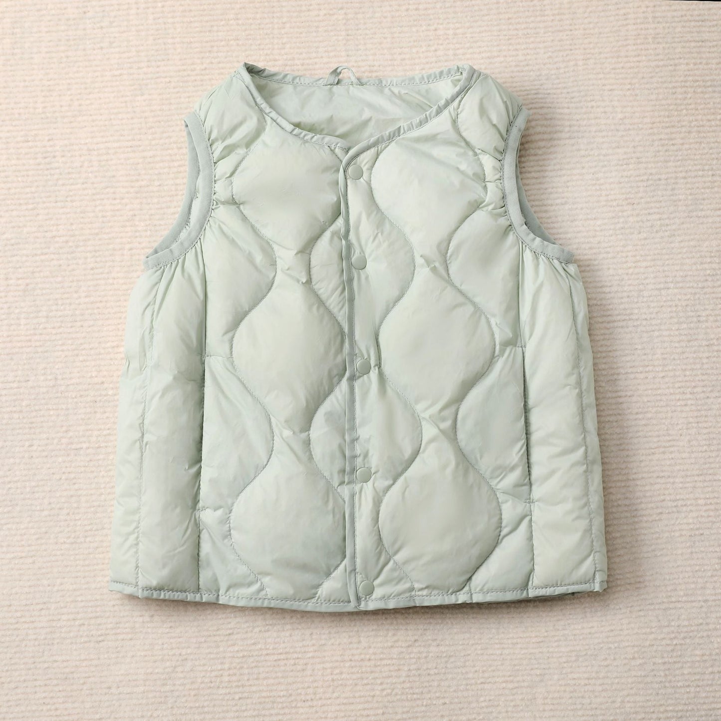 Damen Steppweste mit stylischem Quiltmuster und funktionalen Druckknöpfen ModeGeist