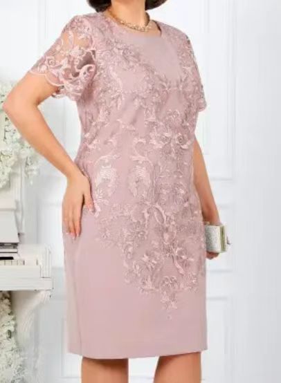 Damen Elegantes Kleid mit floraler Spitze ModeGeist