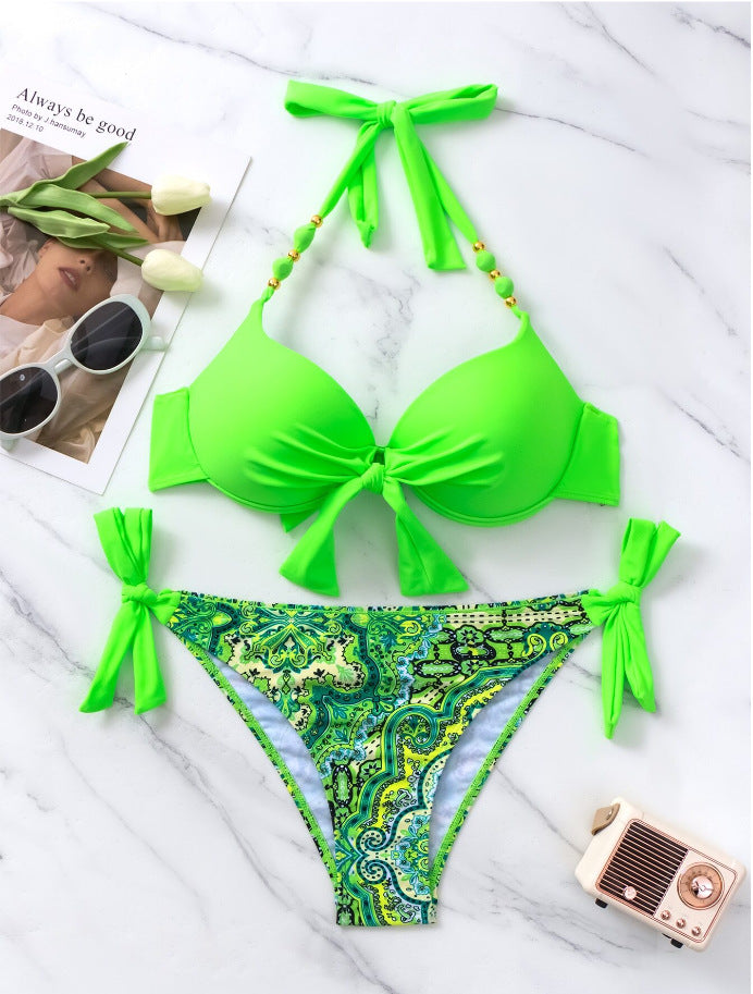 Bikini mit Schnürung und verstellbaren Bändern von MODEGEIST