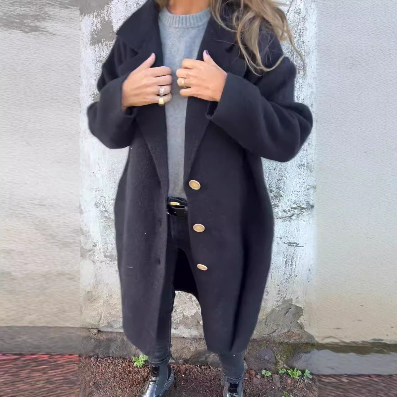 Damen Oversized Wollmantel mit eleganten Details ModeGeist