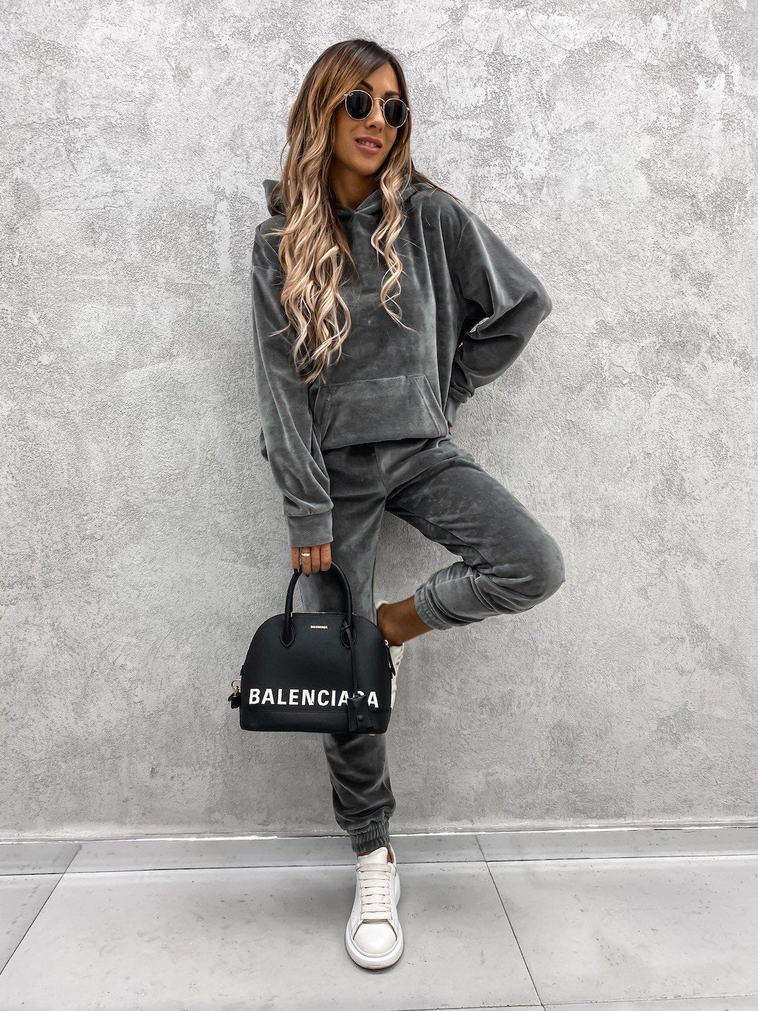Damen kuscheliges Fleece-Set mit oversized Hoodie und bequemen Jogginghosen ModeGeist