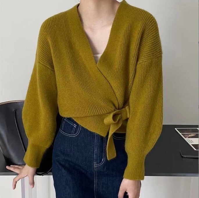 Damen Wickelstrickjacke mit weit geschnittenen Ärmeln und Taillengürtel ModeGeist