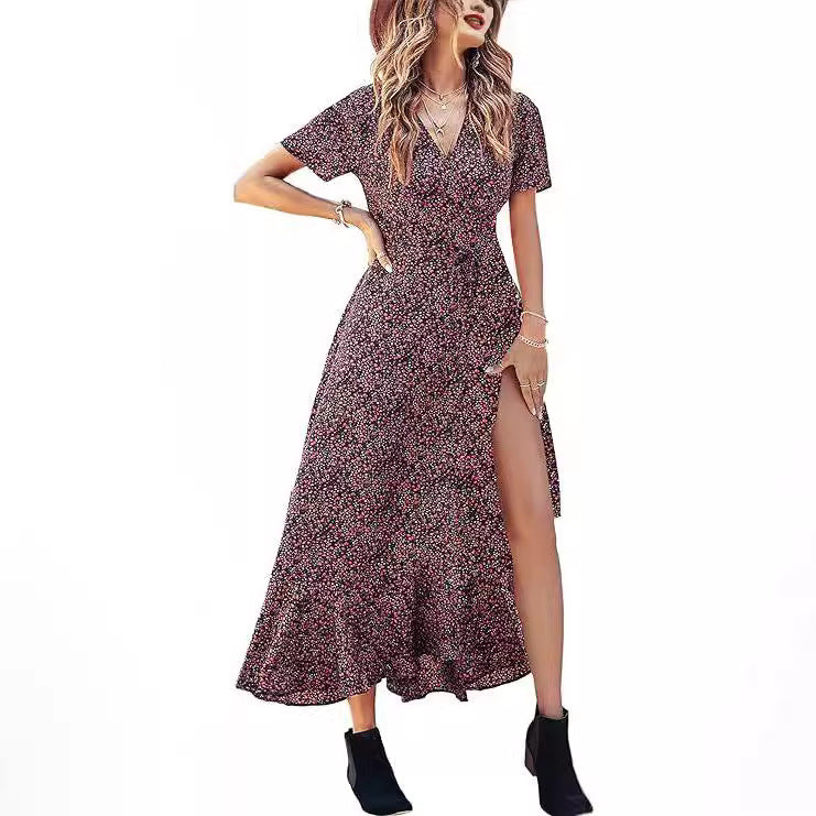 Elegantes Maxikleid für Damen mit V-Ausschnitt und asymmetrischem Saum von MODEGEIST