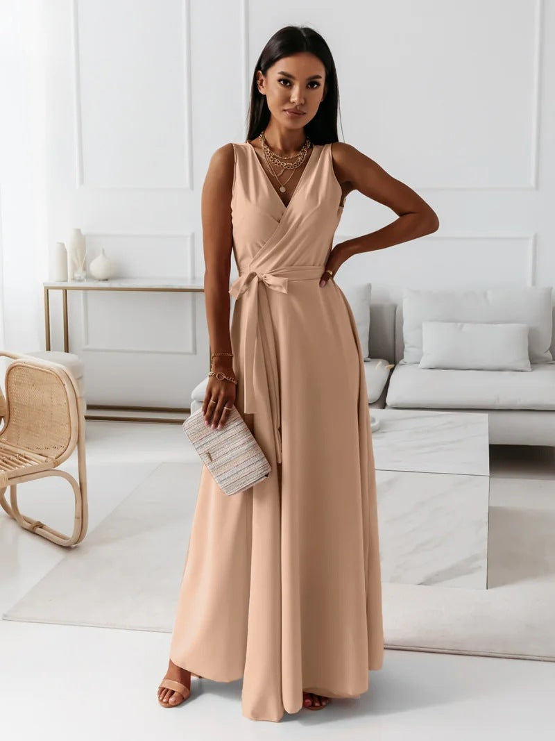 Langes unifarbenes Damenkleid mit V-Ausschnitt von Franziska