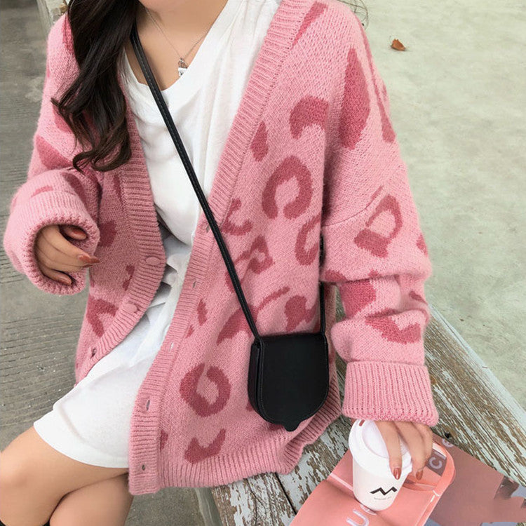 Damen gemütliche Strickjacke mit einzigartigem Leopardenmuster ModeGeist