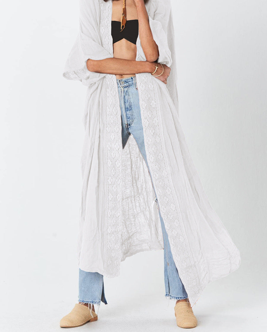 Leichter Damen-Kaftan mit zarter Häkelarbeit und weitem Schnitt von MODEGEIST