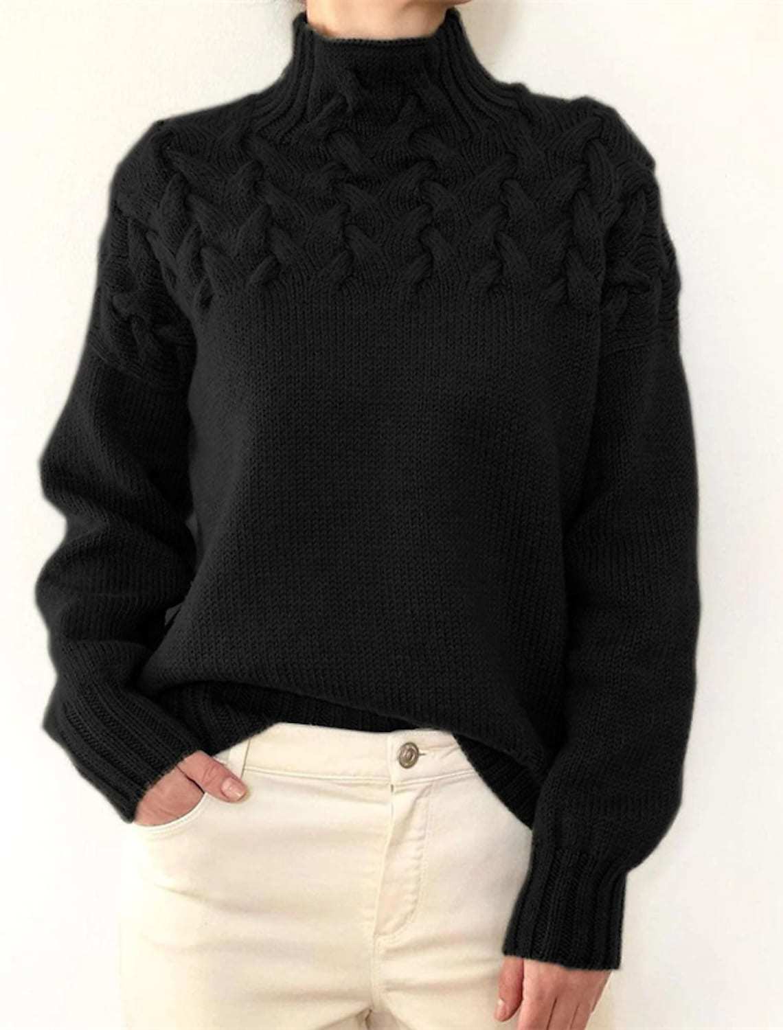 Damen Grobstrickpullover mit Stehkragen und Zopfmuster ModeGeist