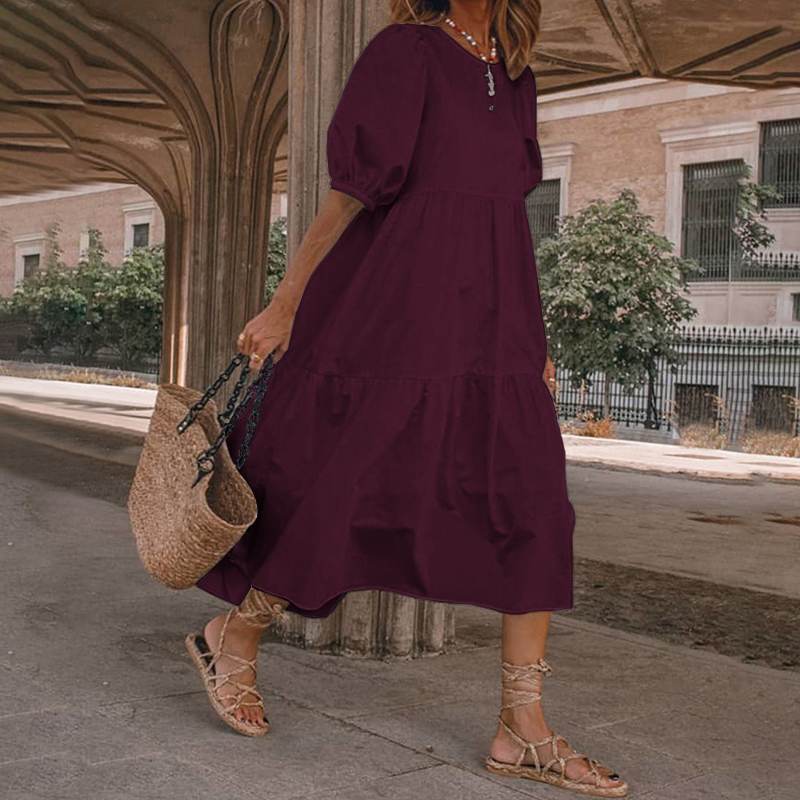 Leichtes Maxikleid für Damen mit tailliertem Schnitt und Stufenrock von MODEGEIST