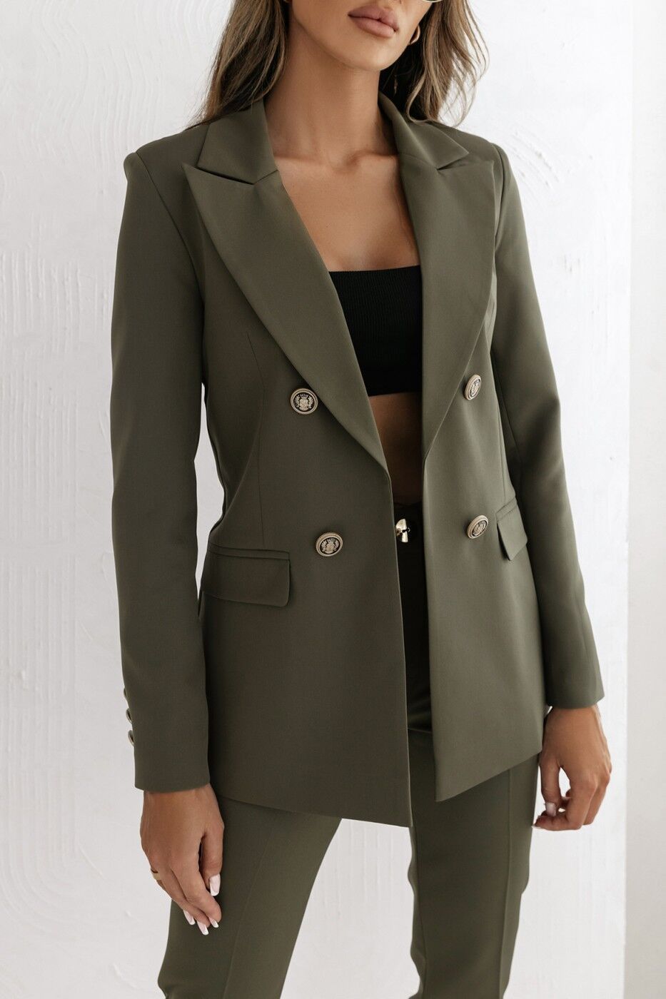 Damen Eleganter Double-Breasted Blazer mit goldenen Knöpfen und moderner Passform ModeGeist