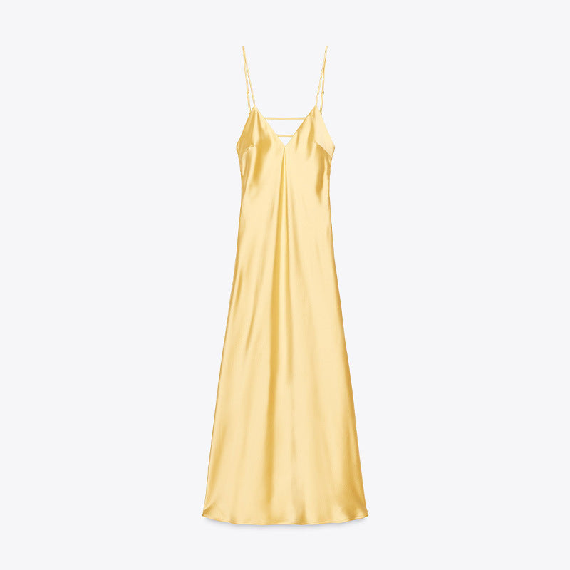 Damen Satin-Maxikleid mit zarten Trägern und elegantem Dekolleté ModeGeist