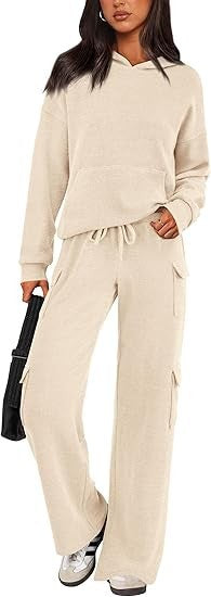 Damen Bequemes Lounge-Set mit Kapuze und weiten Hosen ModeGeist