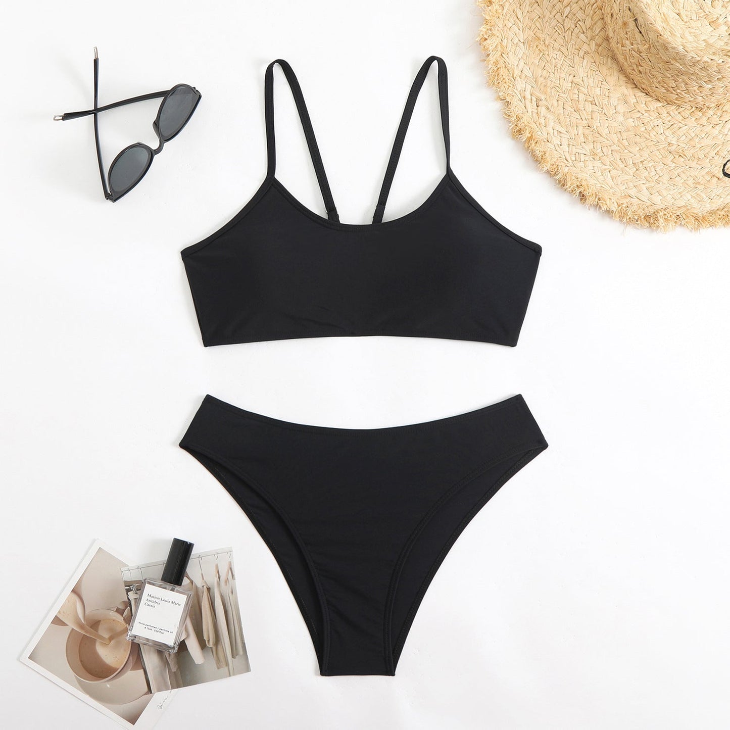 Minimalistischer Damen-Bikini (hochgeschnitten) von MODEGEIST