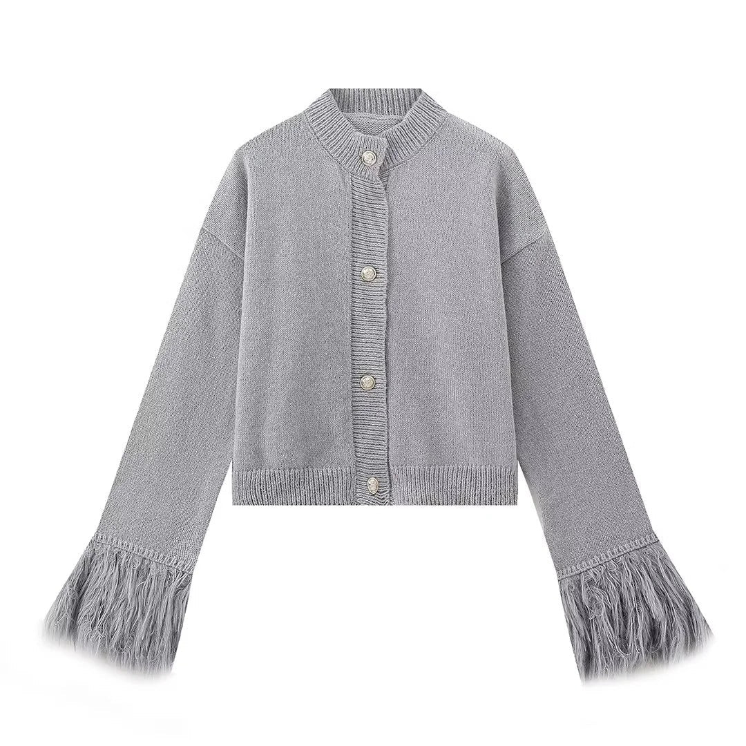 Damen lässige Strickjacke mit dekorativen Fransen und hochwertigen Knöpfen ModeGeist