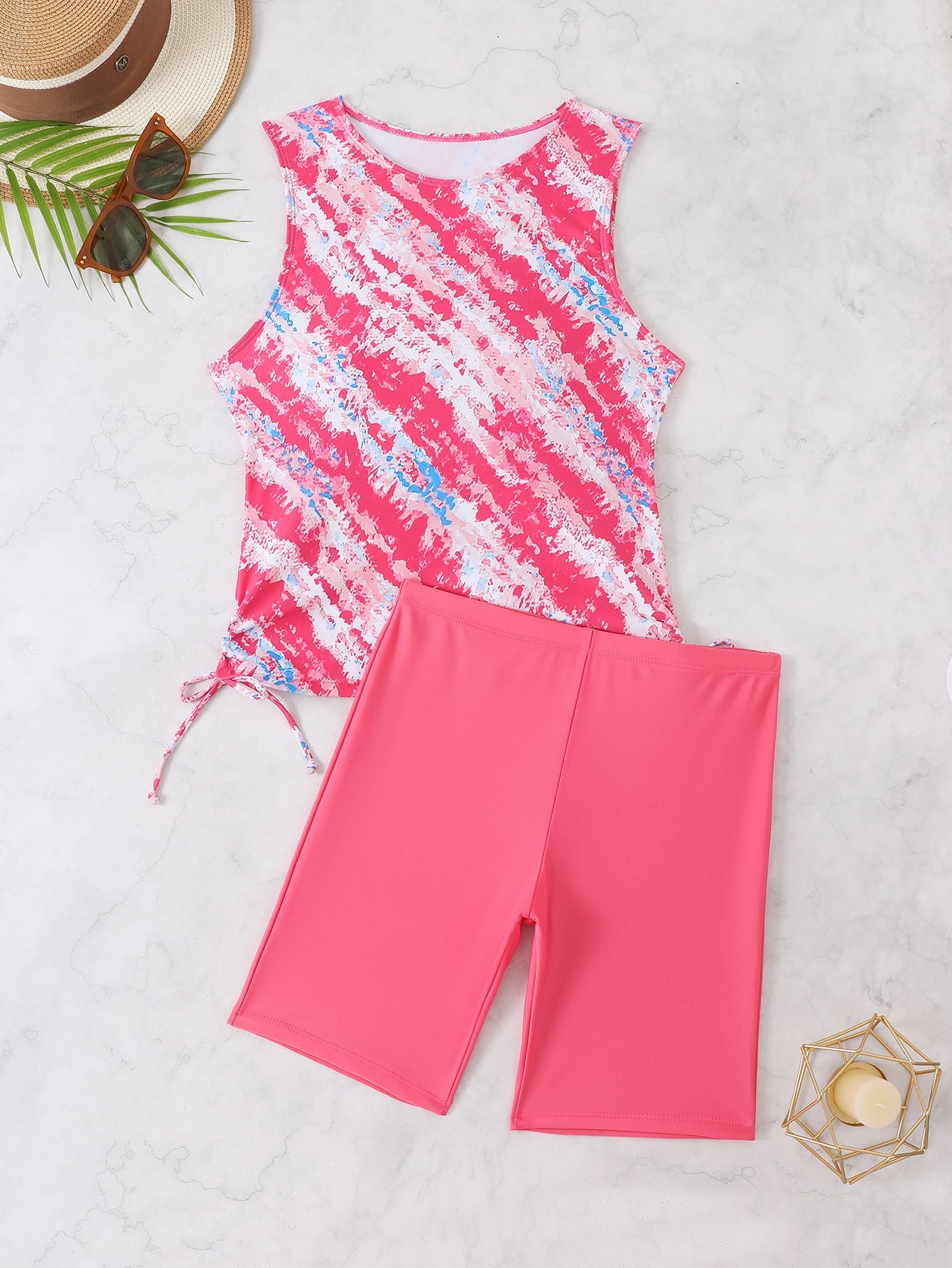 Figurfreundlicher Damen Tankini mit hochgeschnittenem Top und Shorts von MODEGEIST