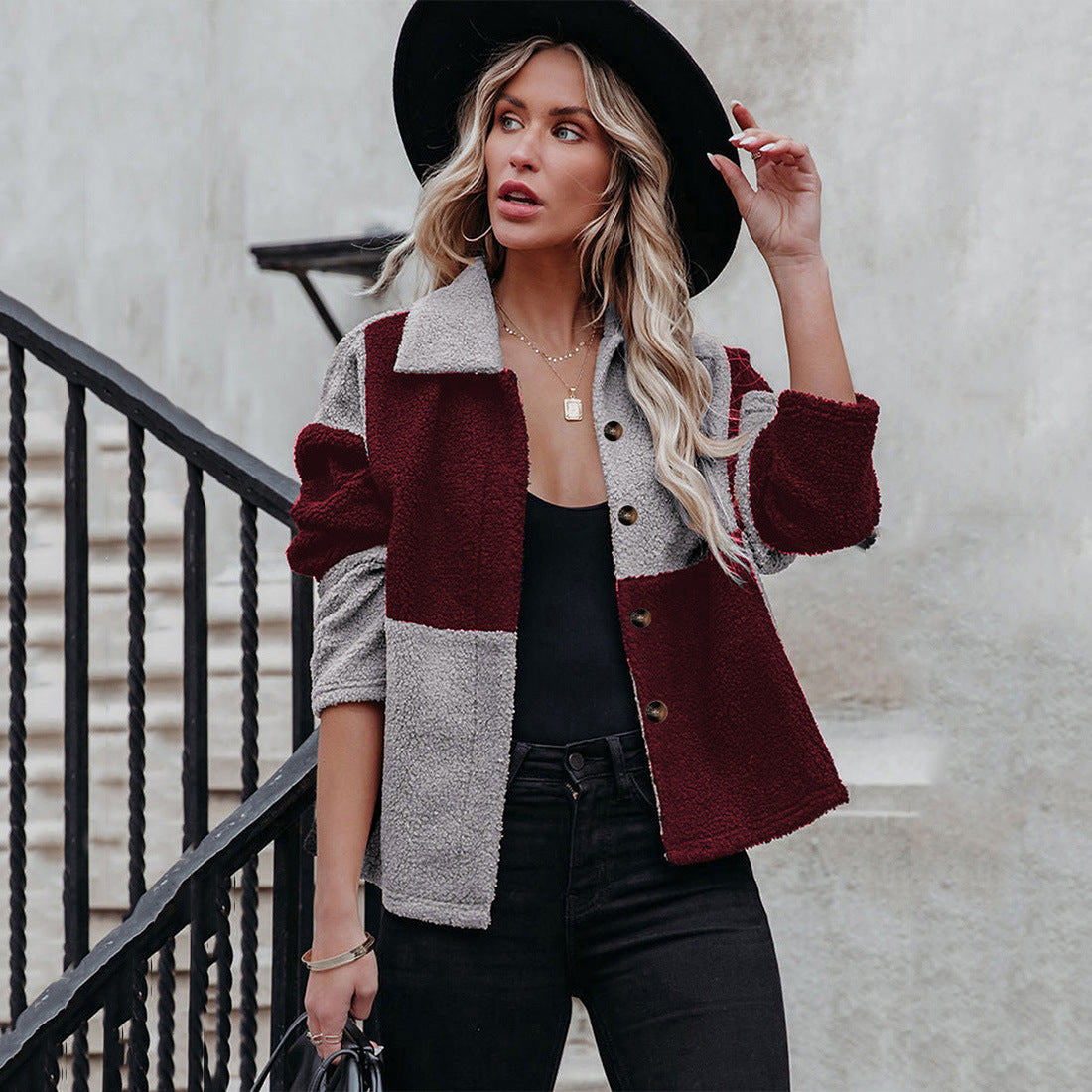 Damen Gemütliche Teddyjacke mit Statement-Kragen ModeGeist