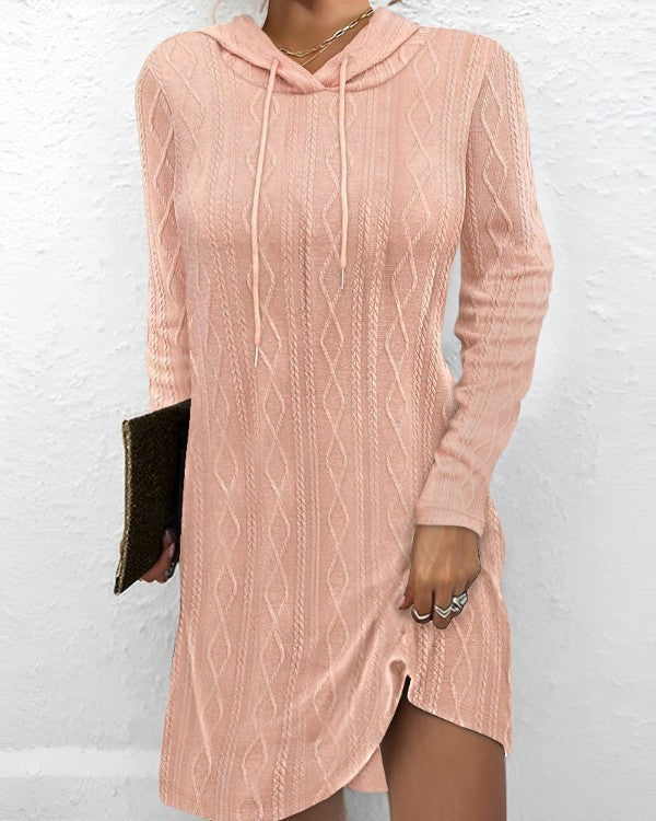 Damen Sweatkleid mit Kapuze und raffinierten Strickdetails ModeGeist