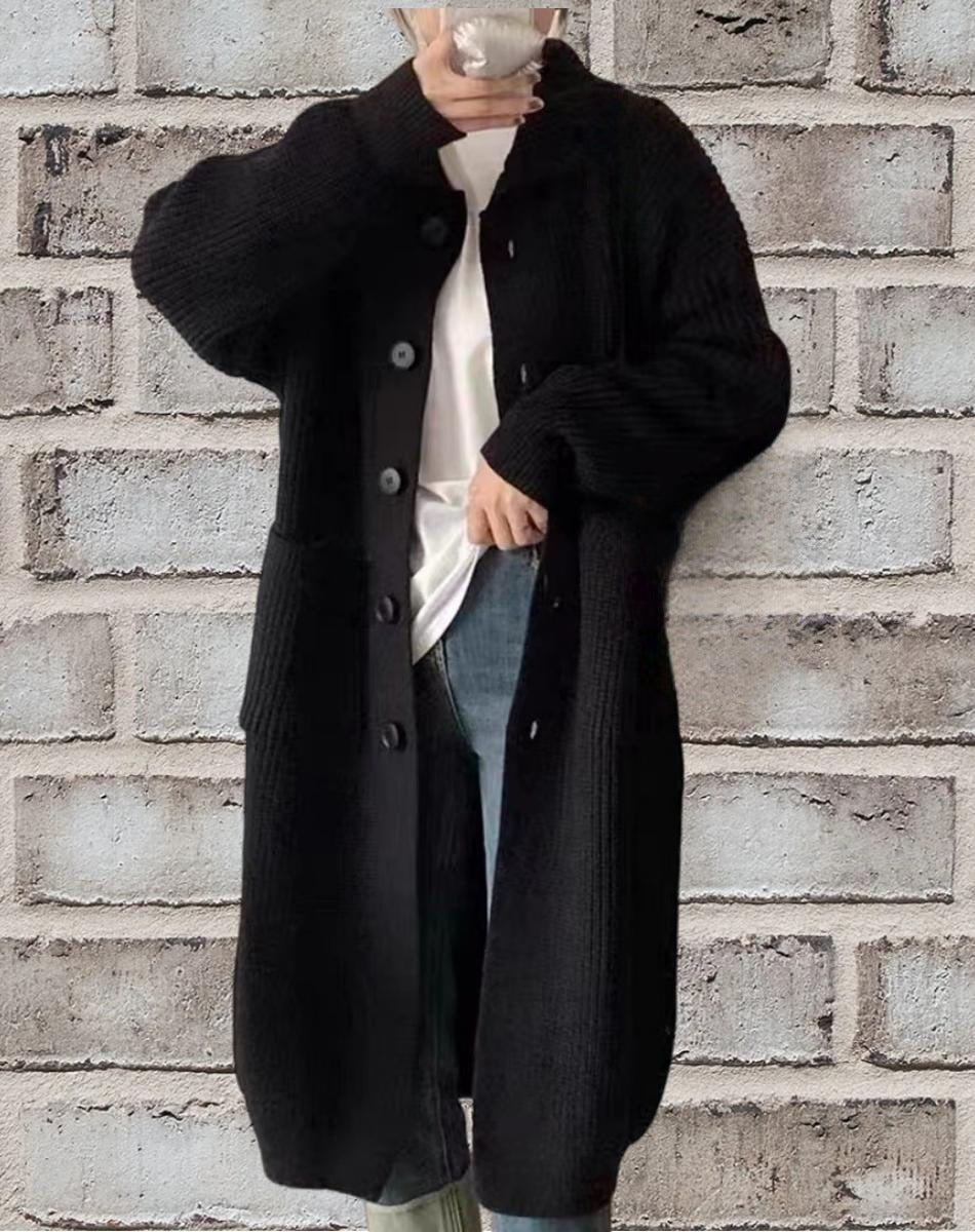 Damen Länger geschnittener Strickcardigan mit Knopfverschluss und aufgesetzten Taschen ModeGeist