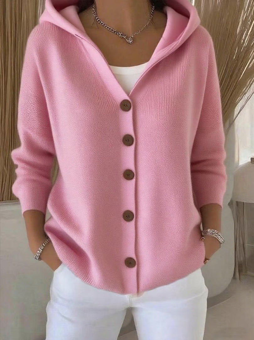Damen Kapuzenstrickjacke mit praktischen Knopfdetails und lässigem Schnitt ModeGeist