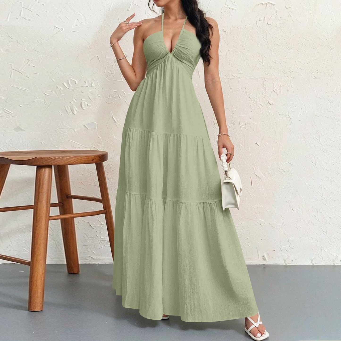 Damen Maxikleid mit fließendem Schnitt und tiefem Ausschnitt ModeGeist