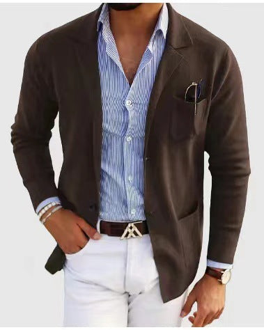 Herren elegante Strickjacke mit dezentem Design und praktischen Taschen ModeGeist