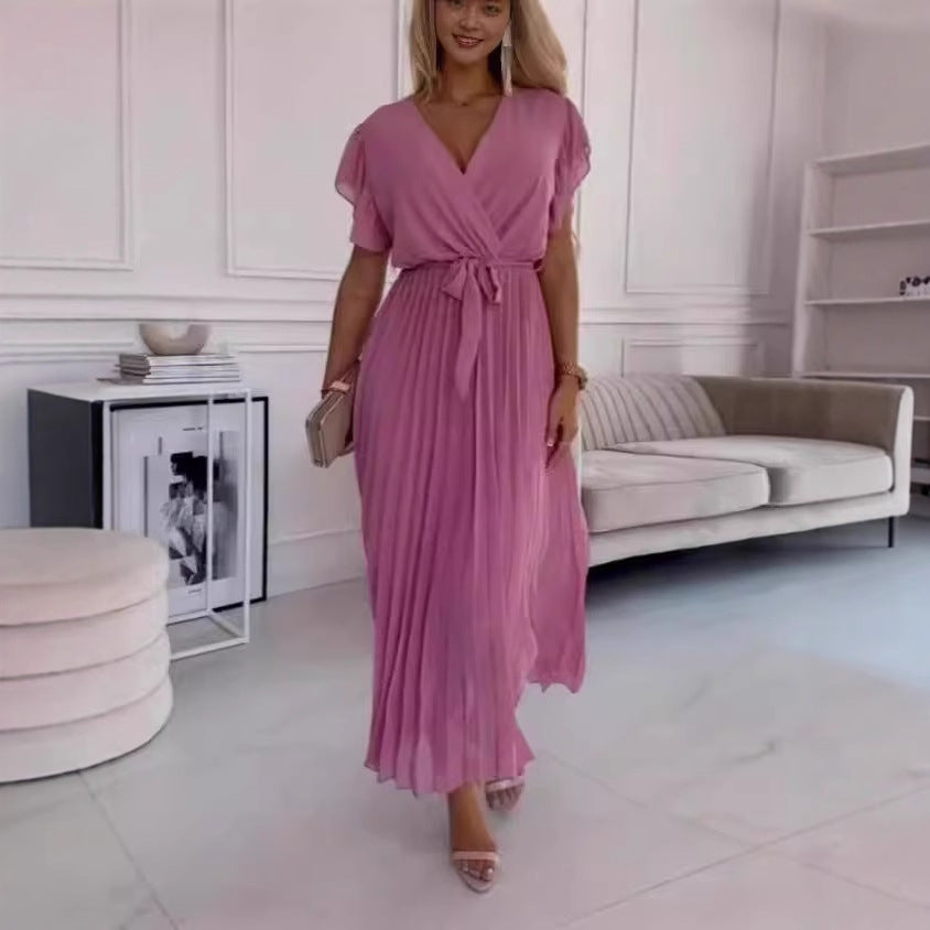 Elegantes Maxikleid für Damen mit Wickeloptik und voluminösem Rüschenrock von MODEGEIST