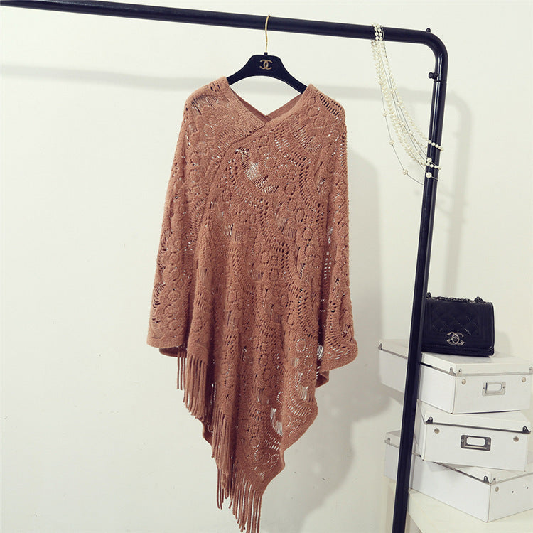 Damen eleganter Poncho mit dekorativem Häkelmuster ModeGeist