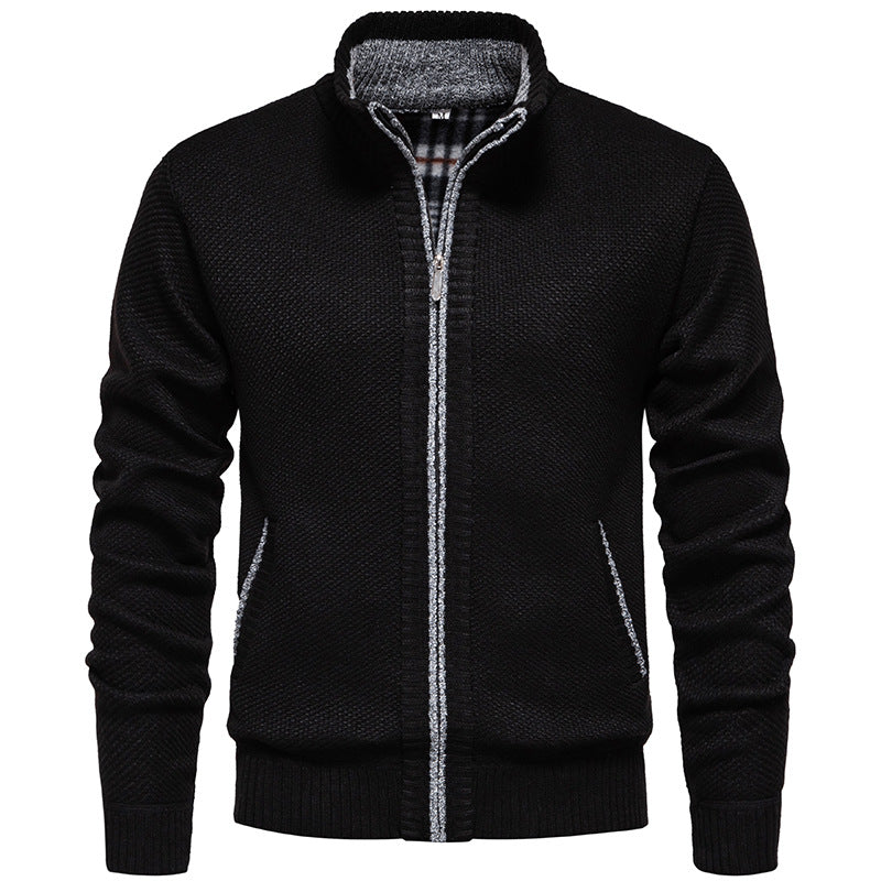 Herren stylischer Strickjacke mit hohem Kragen und praktischen Taschen ModeGeist