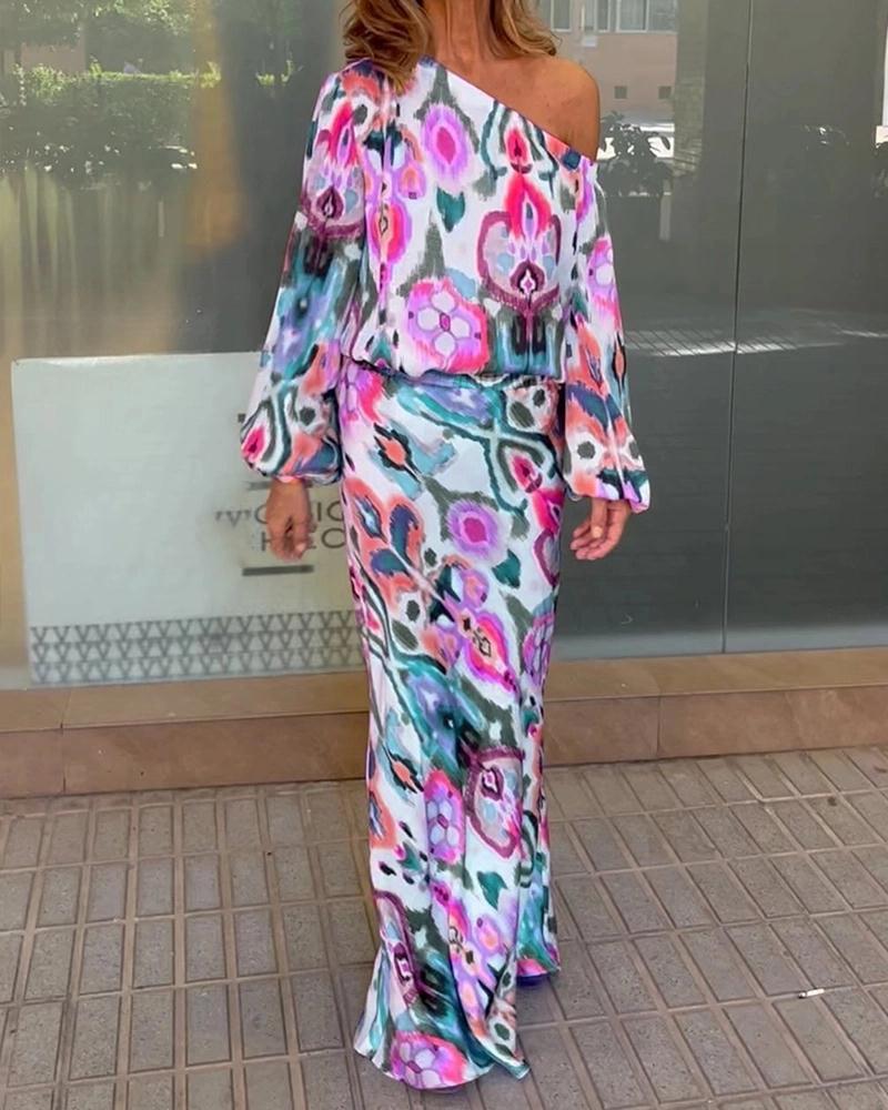 Damen Elegantes Maxikleid im grafischen Batikdesign mit Off-Shoulder-Ausschnitt und voluminösen Ärmeln ModeGeist