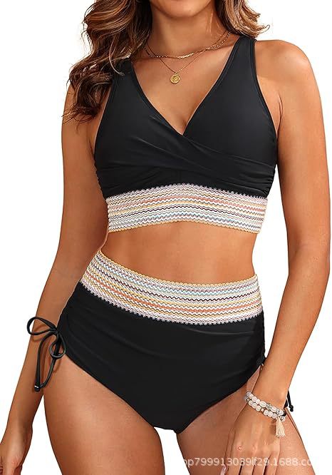 Kreativer Wickel-Bikini mit hohem Beinausschnitt von MODEGEIST