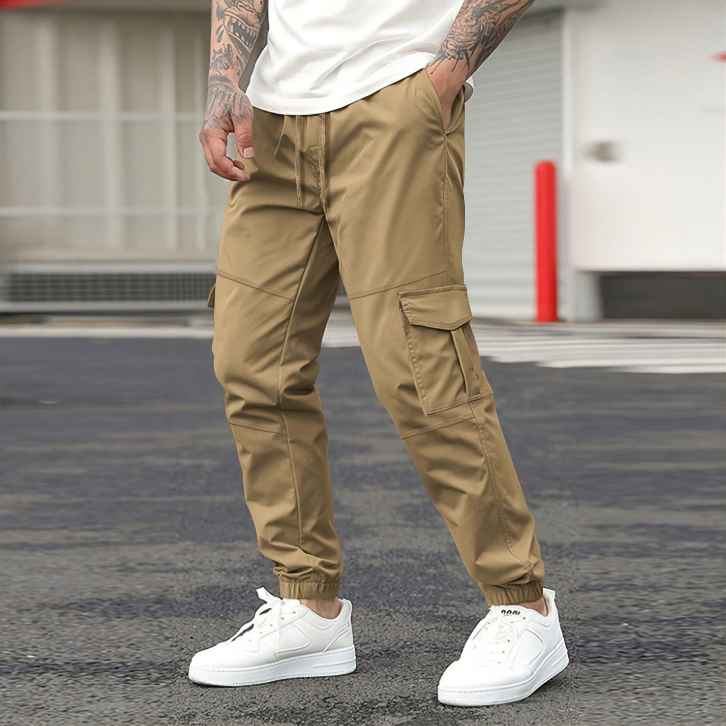 Herren Cargo-Jogginghose mit elastischem Bund und praktischen Cargotaschen ModeGeist